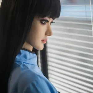 柳芊