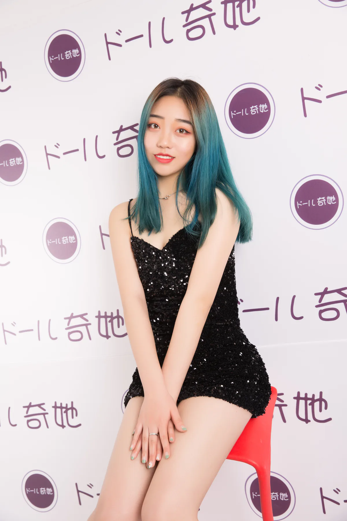 阿紫臀模 4